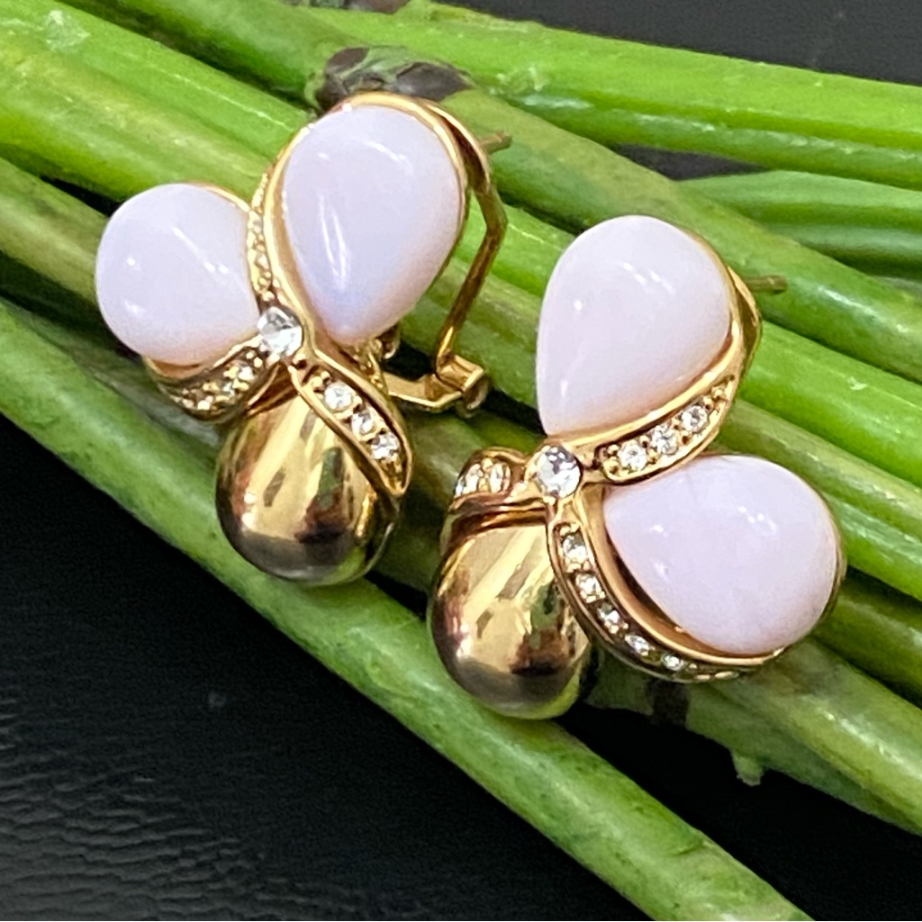Unsigned Pink Milkglass Goldplated Omega Clip Style Cz Flower Earrings 164g